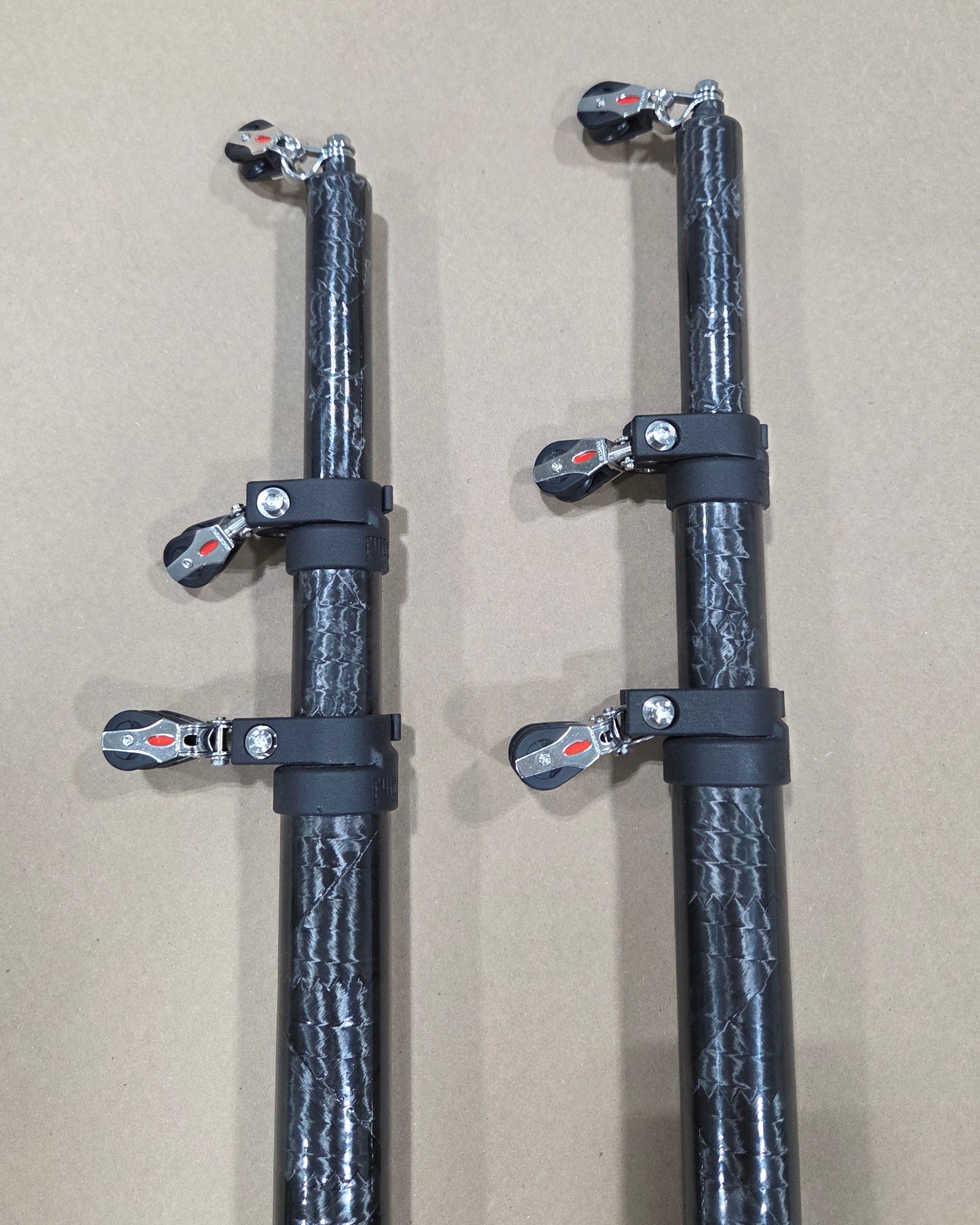 Filament Wound Carbon Fiber Retractable Outriggers