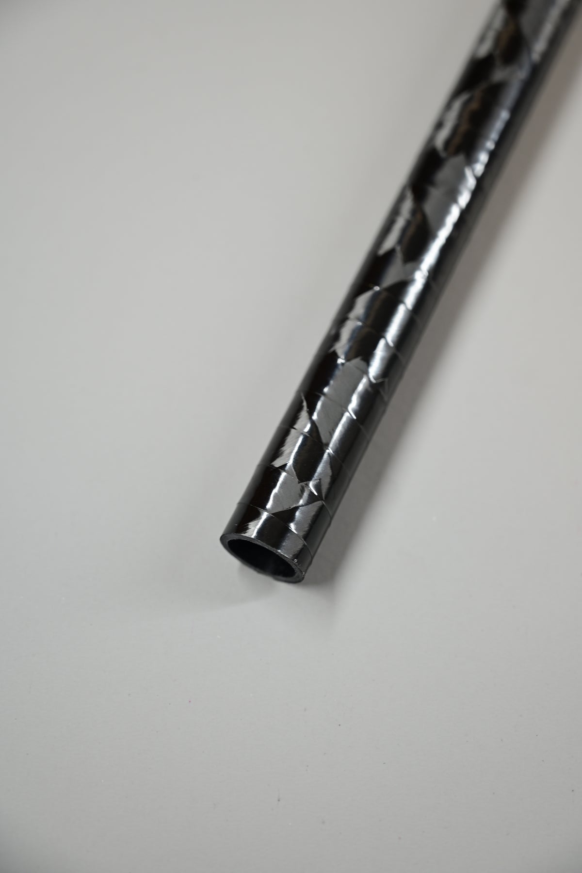 Filament wound carbon fiber tube